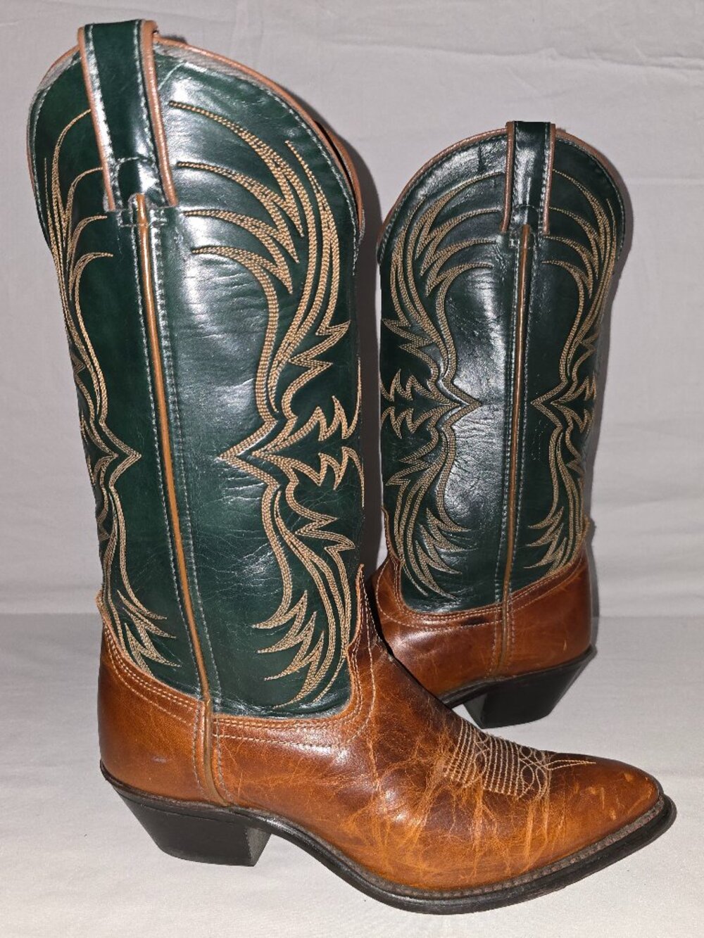 Laredo Western Cowgirl Boots # 46706 Size 7 1/2 M Hunter Green & Brown Leather